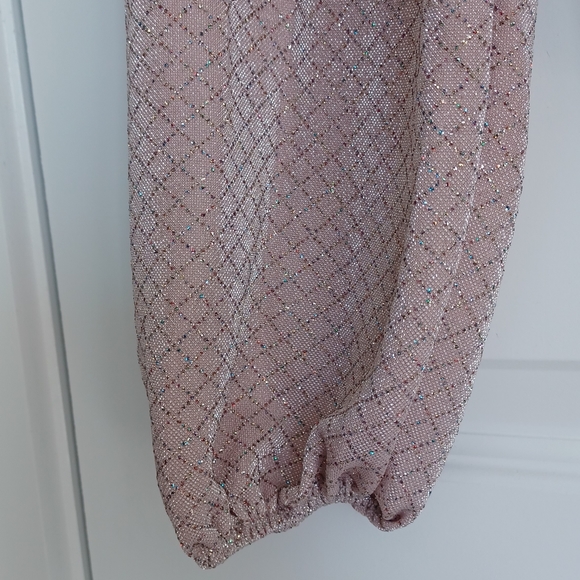 New Look metallic crop top. - Picture 7 of 9